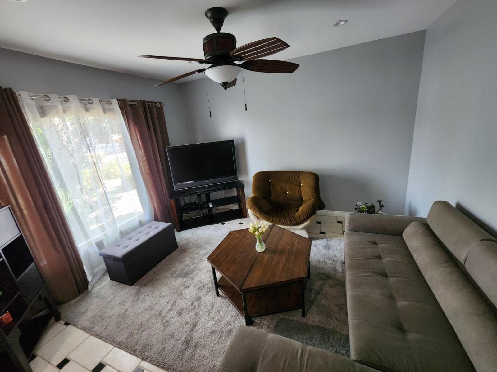 Сasa de vacaciones Charming 3-bedroom 2-bathroom House In North Hollywood Los Ángeles